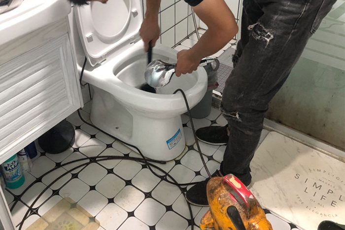 元门乡疏通下水道